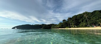 Cozy, Relaxing and Peaceful Boracay Stay at Hiraya Solana Newcoast Boracay