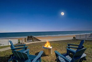 Property grounds - Beachfront Brkfst/Sunrise Espresso/Fire Pit S'mores (Flagler Beach)