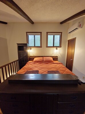 3 chambres, fer et planche à repasser, Wi-Fi, draps fournis