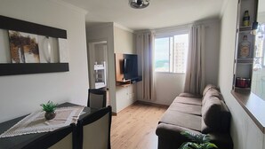 Living area - Apartment with a great location in São José dos Campos, feel at home. (São José dos Campos)