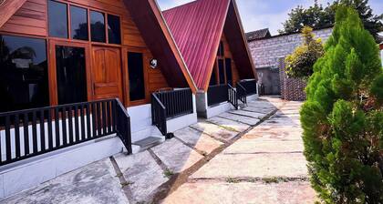 Penginapan omah kampung