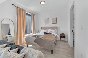 1 bedroom, desk, iron/ironing board, free WiFi