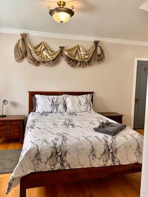 4 bedrooms, WiFi, bed sheets