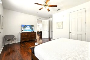 3 Schlafzimmer, Schreibtisch, Bügeleisen/Bügelbrett, kostenloses WLAN