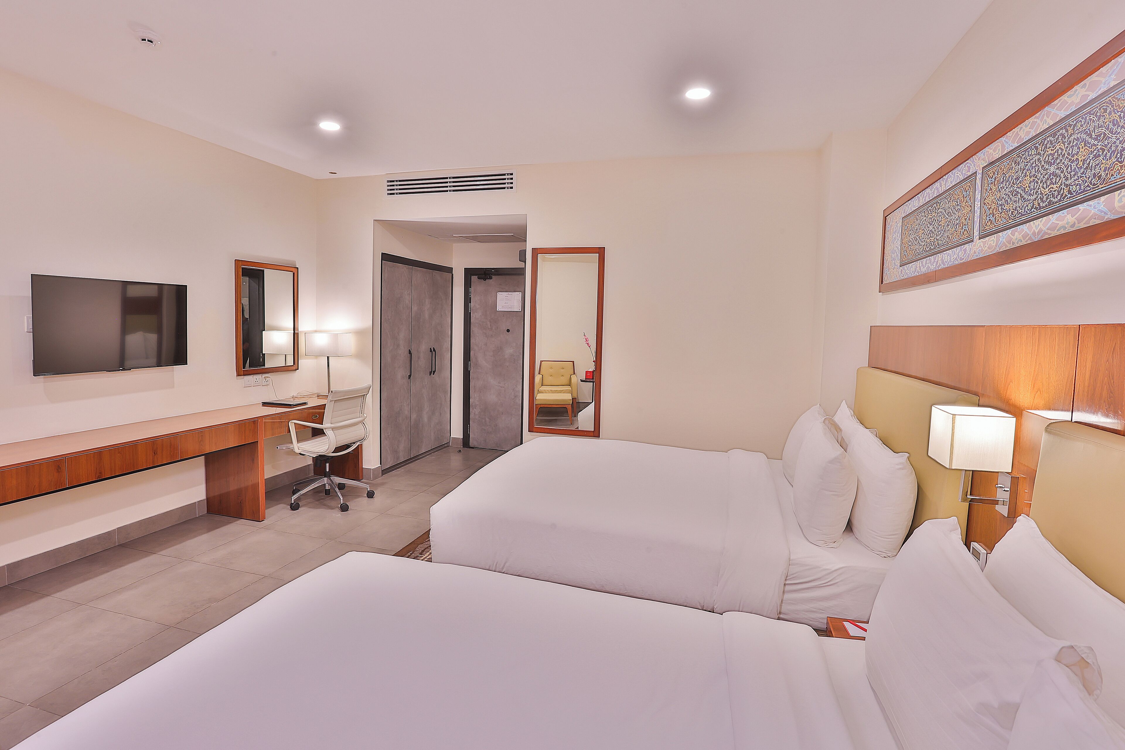 Executive Single Room | Desk, iron/ironing board, free WiFi