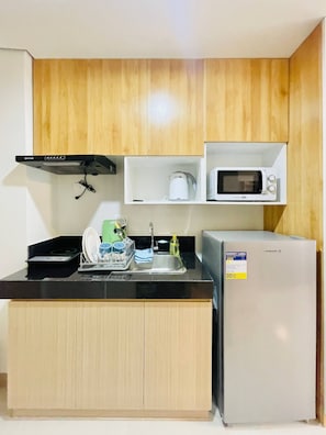 Studio, 1 Bedroom | Interior