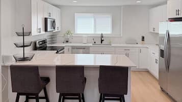 Microwave, stovetop, dishwasher