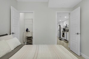 1 chambre, bureau, fer et planche à repasser, Wi-Fi gratuit