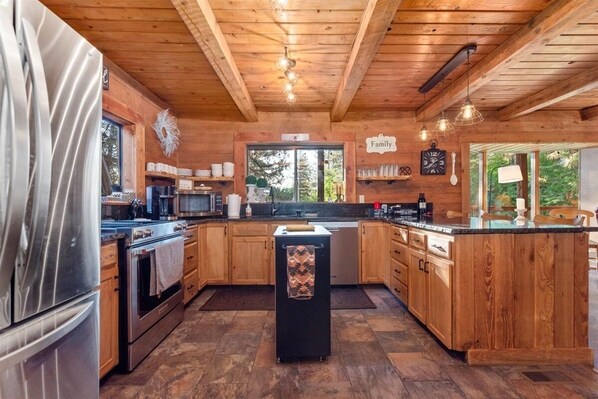 Microwave, oven, stovetop, dishwasher