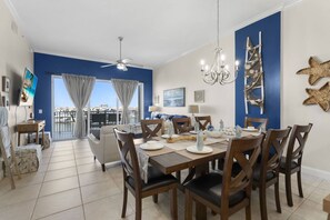 Unclassified image, 4 of 49, button