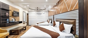 Hotel Raj Shree Palace