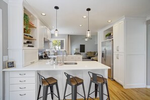 Fridge, microwave, dishwasher, coffee/tea maker