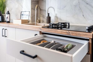 Microwave, oven, stovetop, dishwasher