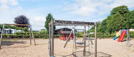 單棟房屋 | 兒童遊樂區