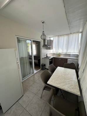 Standard-Apartment, Stadtblick | Eigene Küche | Kühlschrank