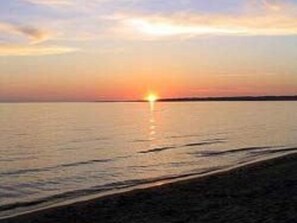 House | Beach - 4 Person Holiday Home in Kopingsvik (Kopingsvik)