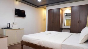 Superior Deluxe Room - Omnia Beach Resort Near Candolim Beach (Candolim)