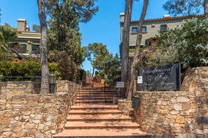 Enceinte de lâhĂ©bergement