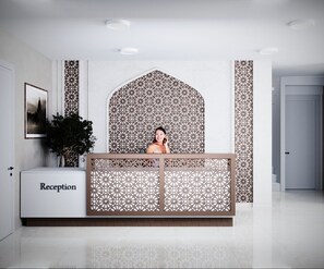 Coffres-forts dans les chambres, rideaux occultants