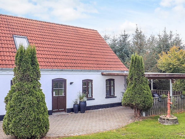 House | Exterior