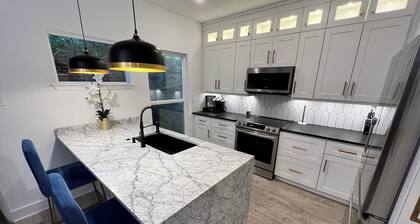 Luxurious Living: Experience the Best of Galleria 2-Bedroom Condo & 2 Car Garage