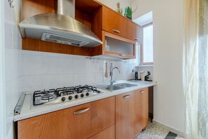 Microwave, toaster, ice maker
