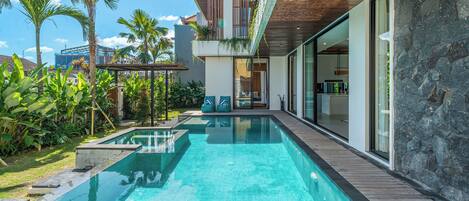 Alberca al aire libre