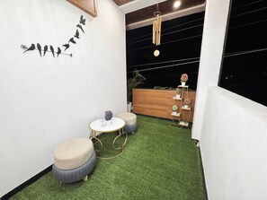 Kamar Keluarga | Balkon