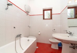 Bathroom - Limoneto - Giardino by Espresso Rentals (Campania)