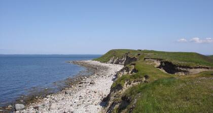 Holiday home in second row from the water