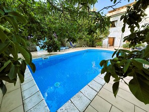 Alberca al aire libre 