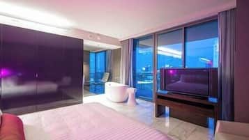1 bedroom, desk, iron/ironing board, internet