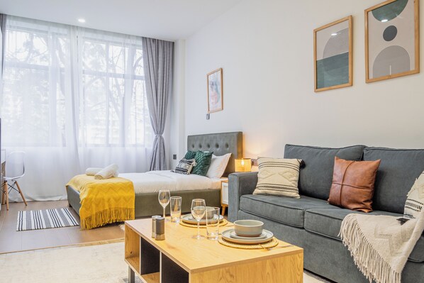 1 bedroom, iron/ironing board, WiFi, bed sheets