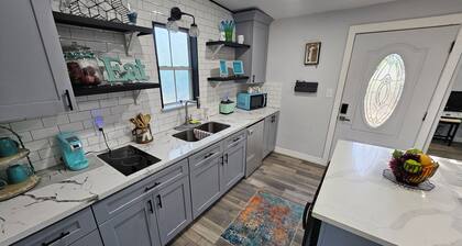 2026 Build!! A charming house for your relaxion. 12 mins from all major roads!