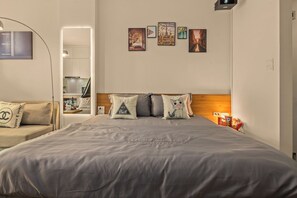 Sängtillbehör av högsta kvalitet, memory foam-madrasser och skrivbord