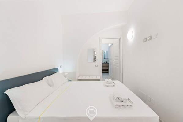 1 bedroom, iron/ironing board