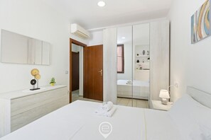 2 bedrooms, iron/ironing board