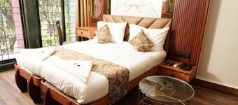HOTEL PADMAKRISHNA