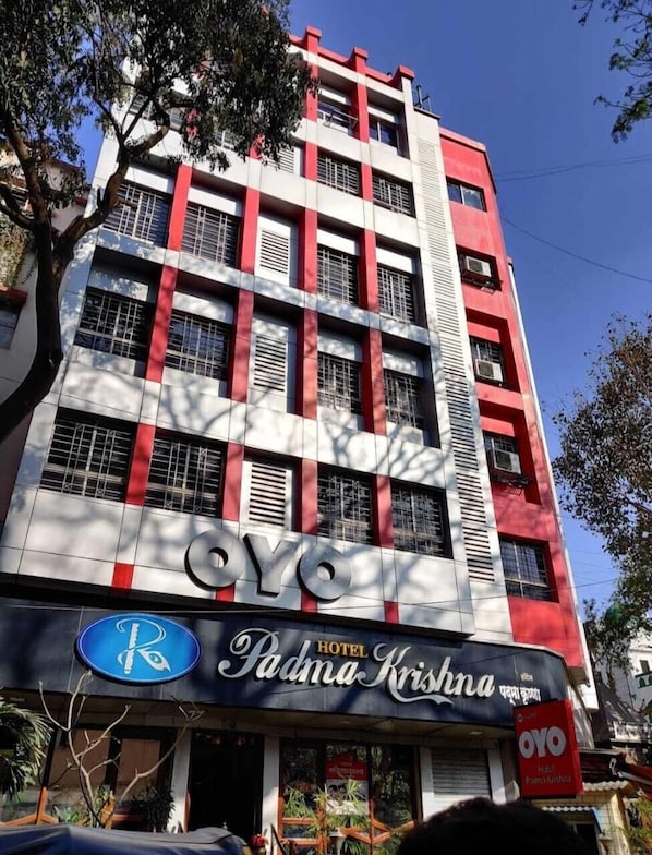Exterior - HOTEL PADMAKRISHNA (Pune)