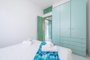 1 bedroom, iron/ironing board, travel cot