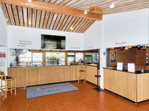 House | Lobby