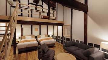 Deluxe trippelrum | VÀrdeförvaringsskÄp pÄ rummet, mörklÀggningsgardiner och gratis wi-fi