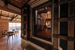 In-room safe, blackout curtains, free WiFi - NIPPONIA HOTEL Isekawasaki  (Ise)