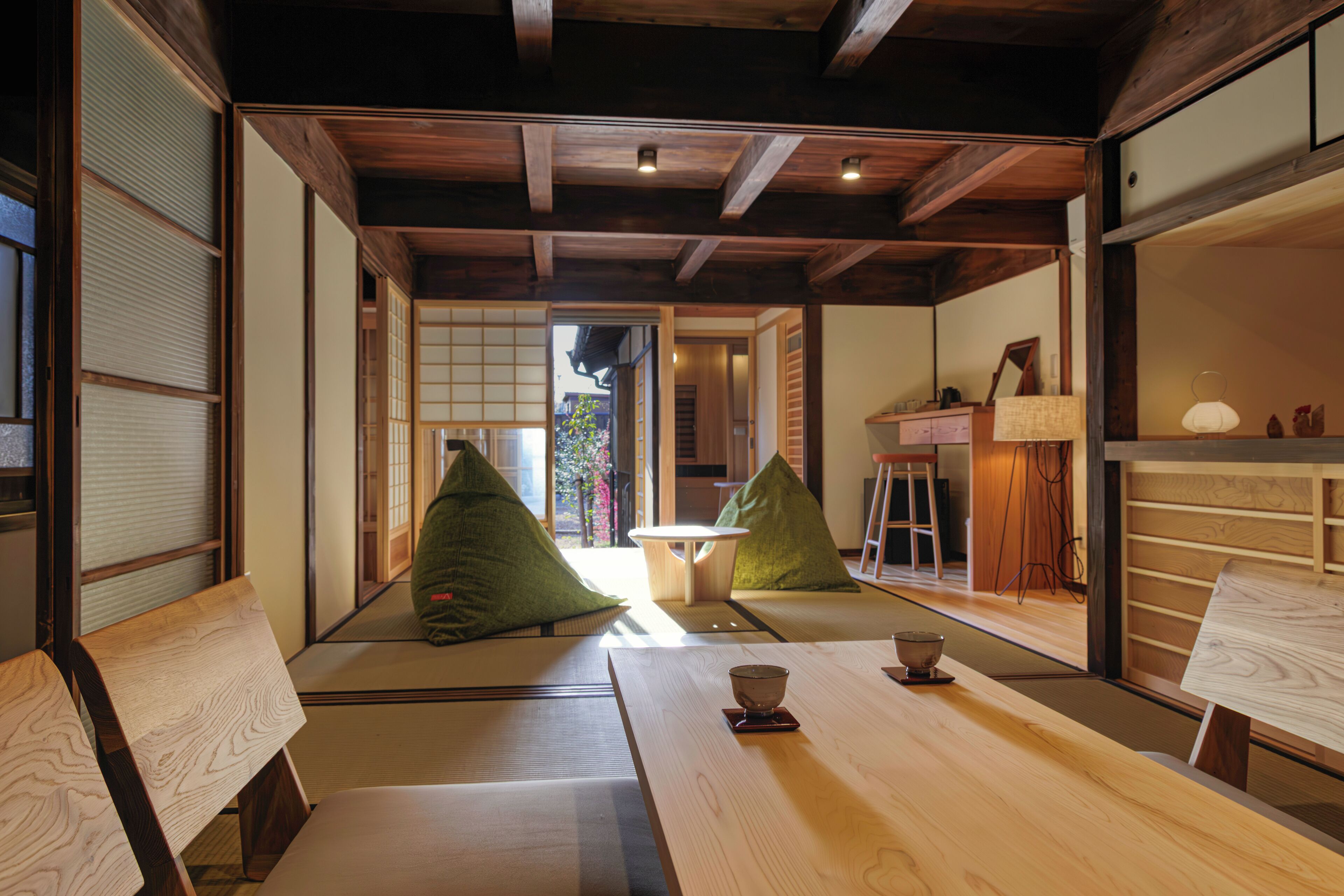 Premier Quadruple Room | In-room safe, blackout drapes, free WiFi