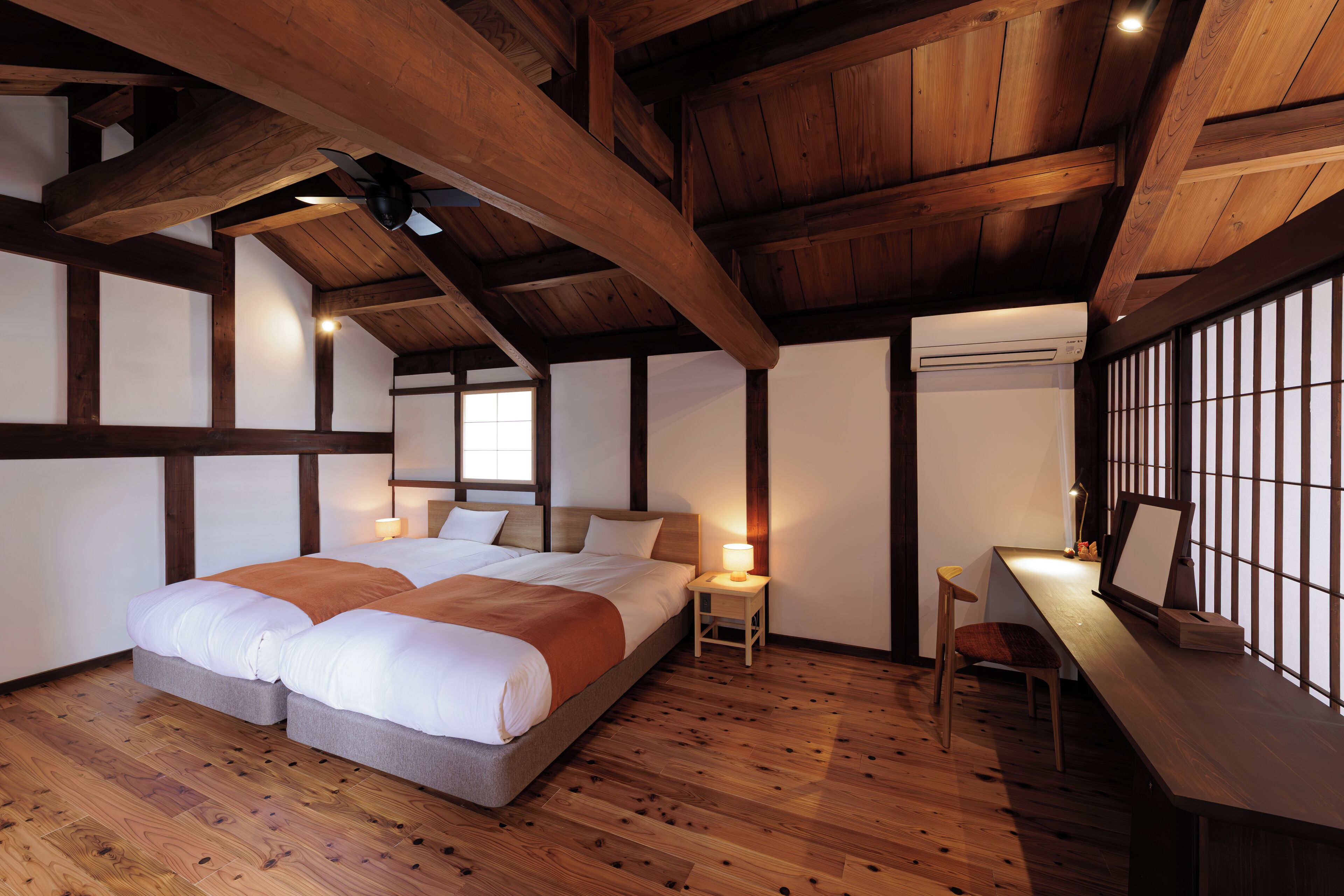 Standard Twin Room | In-room safe, blackout drapes, free WiFi