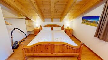 1 Schlafzimmer, Bügeleisen/Bügelbrett, Reisekinderbett, kostenloses WLAN
