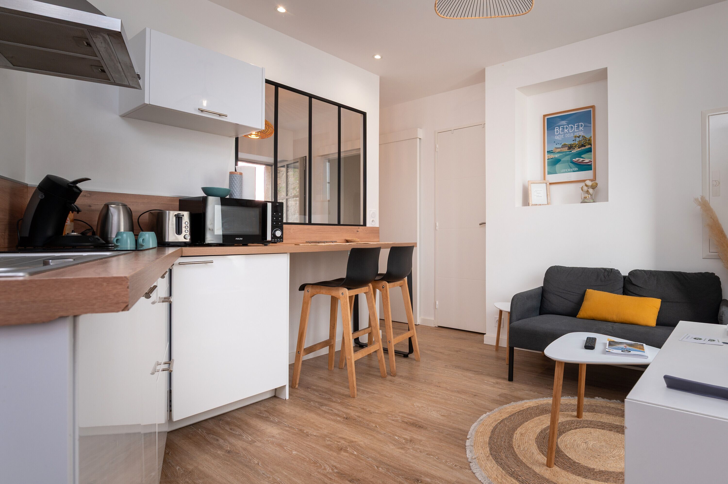 المنشأة من الداخل