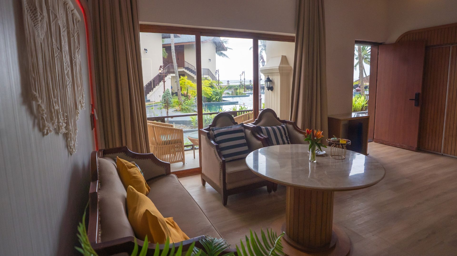 Suite – premier | Sengetøy av topp kvalitet, memory foam-senger og safe på rommet