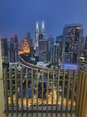 Superior Studio, 1 Queen Bed, Balcony, City View | Balcony - The Colony and the Luxe Infinity Pool (Kuala Lumpur)
