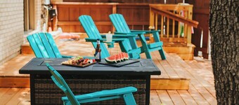 Sayles Ranch + Hideout Cabin- Huge Deck + Pool!